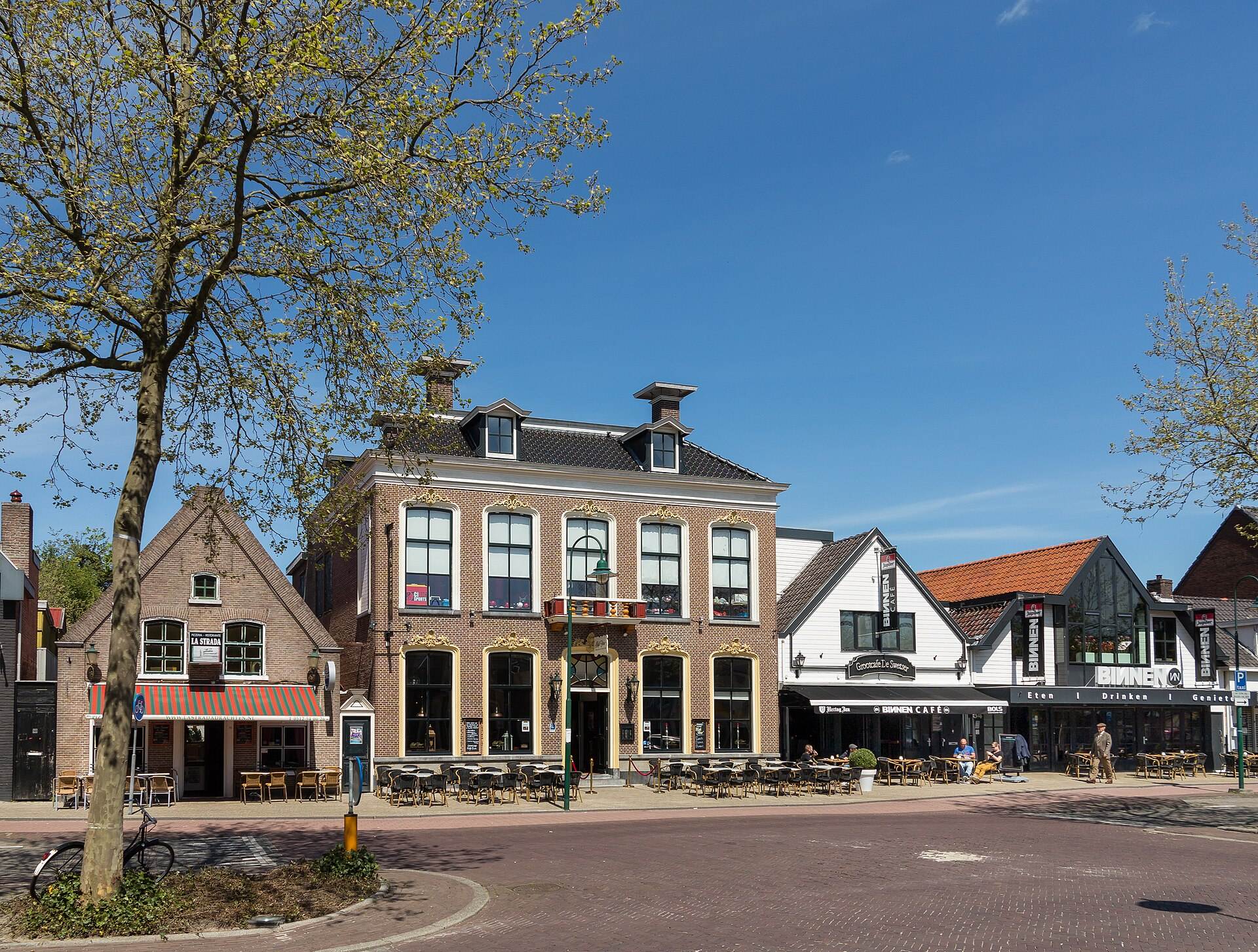Drachten,_monumentaal_pand_aan_de_Noordkade_52_GM0090-31_foto4_2015-05-10_13.36 Drachten, monumentaal pand aan de Noordkade