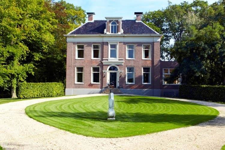 landgoederen-eelde-paterswolde-intro Langoed in Eelde met een groen gazon